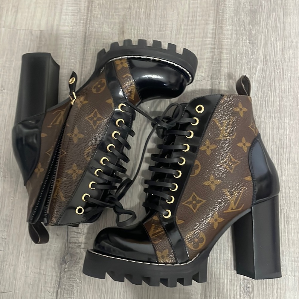 ✨authentic✨ Louis Vuitton Star Trail Ankle Boot - Picture 5 of 16